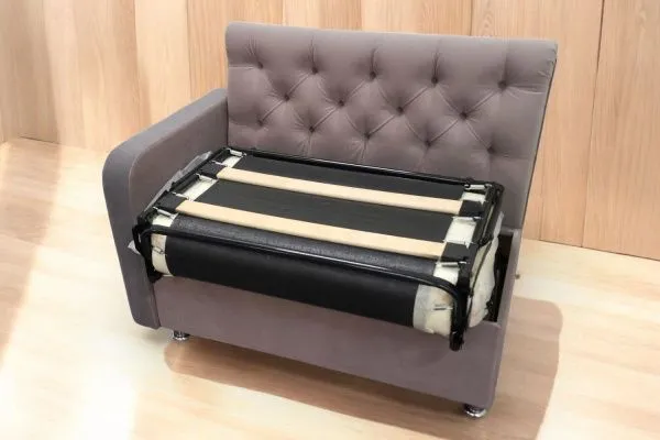 Кухонный прямой диван Таон-4M с каретной стяжкой и подлокотником (раскладушка) - Кухонные диваны