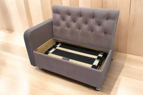 Кухонный прямой диван Таон-4M с каретной стяжкой и подлокотником (раскладушка) - Кухонные диваны