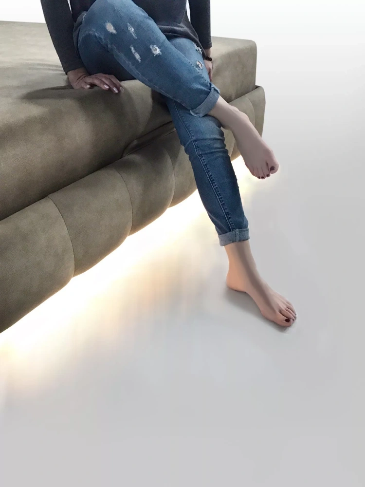 Тахта Реми. Детальная фотография