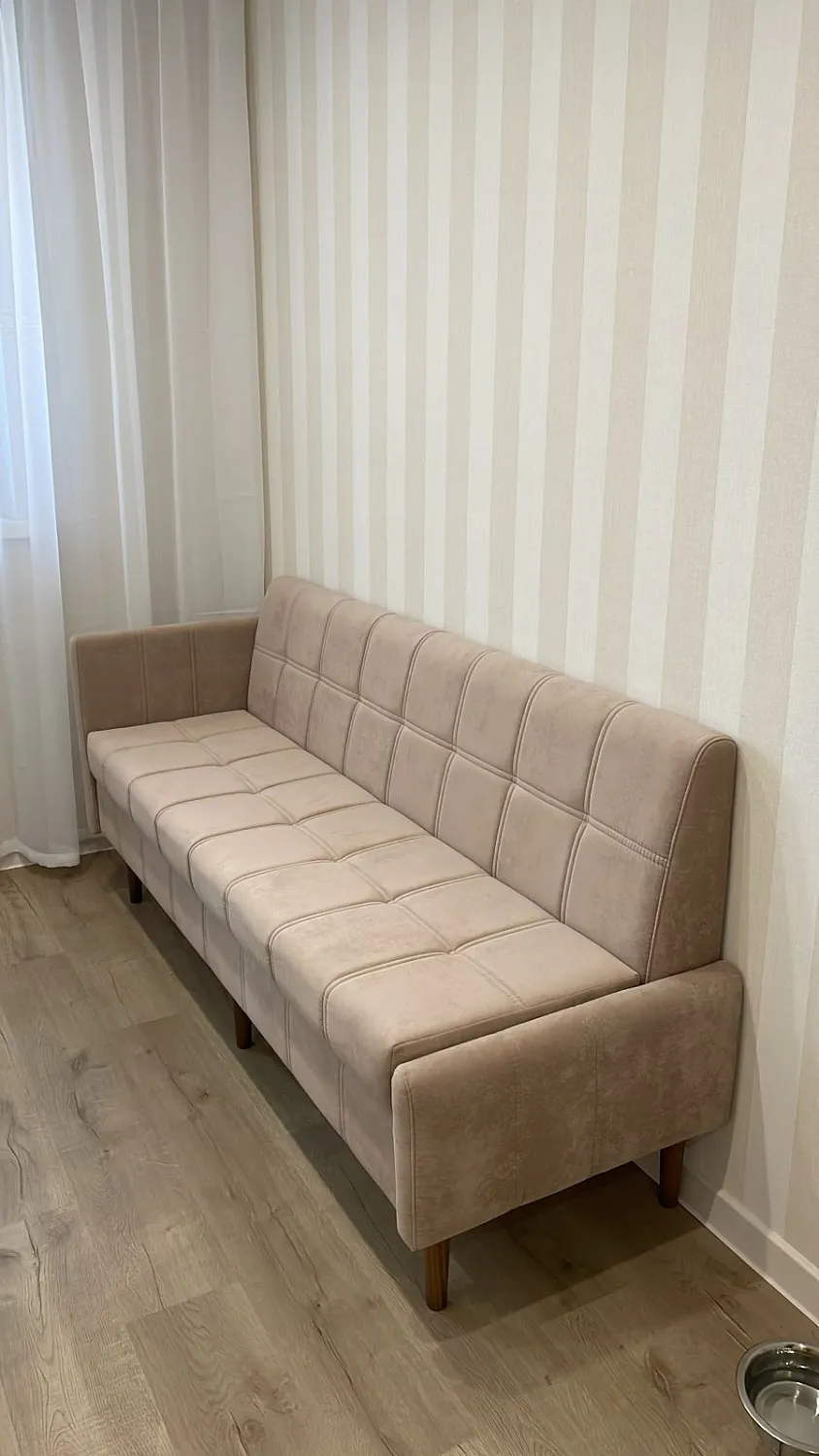 Кухонный прямой диван Авалон с ящиком (высокий подлокотник) Кухонный прямой диван Авалон с ящиком (высокий подлокотник) - Кухонные диваны